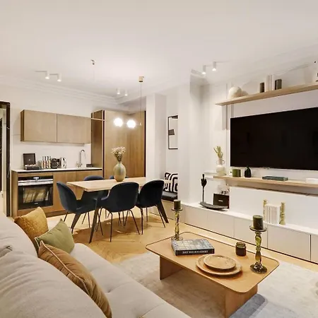 Colosseo Apartamento *
